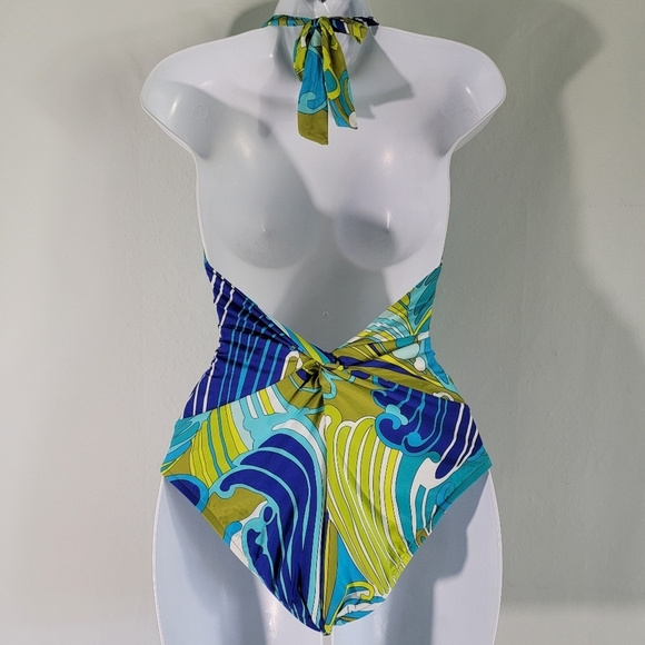 TRINA TURK Women's One-Piece Swimsuit Sz 6 Blue/Green Paisley Pool Beach Cottage - Picture 2 of 11